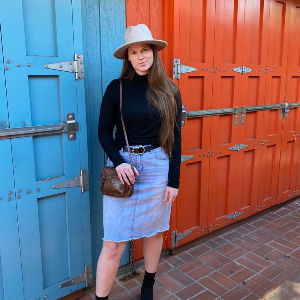 Meet your Posher, Madeline